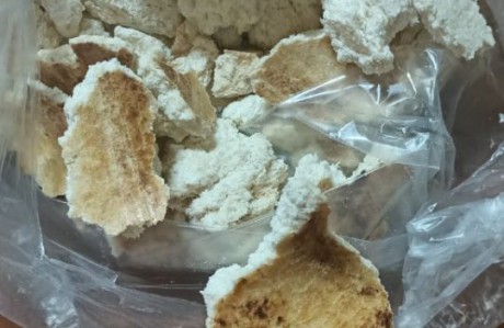 Cám dừa trắng dạng miếng - Nguyên Liệu Thức Ăn Chăn Nuôi Doanh Phú - Công Ty TNHH Doanh Phú
